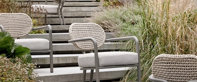 4---AppleBee_2025_Lugano_taupe_Lounge_Amb_HR_-1280x530