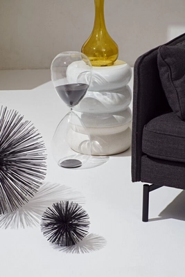 5---Sandglass-ball-XL-black_02_mood