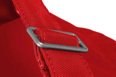 3---fatboy-buggle-up-red-1920x1280-closeup-05-102366