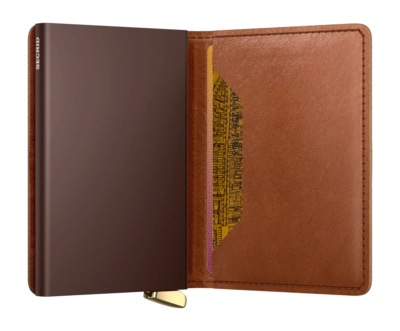 4---ORIGINAL_JPG-Emboss Lines - Slimwallet - Cognac - Brown - Expl