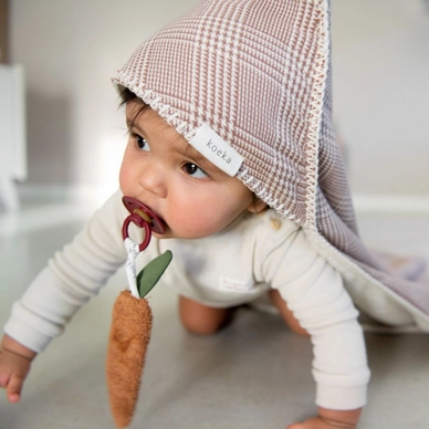 speendoekje-knuffeldoekje-wortel-dijon-organic-koeka-mooiste-kinderkamer-2