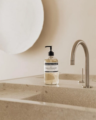 2---8718546669521 Hand Soap Objets d'Amsterdam 500 ml moodshot 1 768x960