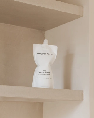 8718546669644HandSoapLemonNotesREFILL500mlmoodshot1768x960_900x