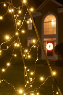 3---close-up-lights-night-ww_9e5fbd73-6e25-4296-ae50-be4ad3322605