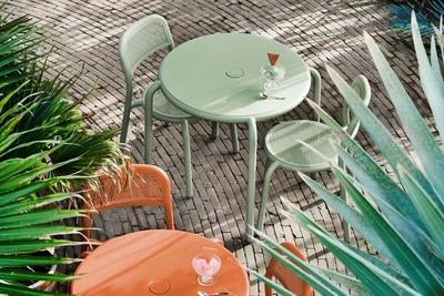 2---fatboy-toní-chair-mist-green-1920x1280-ambiance-02-103807