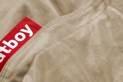 3---fatboy-original-slim-velvet-camel-1920x1280-closeup-04-104223