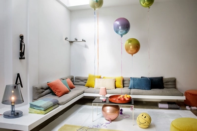 fatboy-king-pillow-velvet-petrol-1920x1280-ambiance-02-103112 (1)
