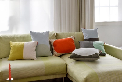 6---fatboy-pop-pillow-hazel-1920x1280-ambiance-07-104286