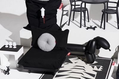 3---fatboy-paletti-corner-seat-thunder-grey-1920x1280-ambiance-09-104436