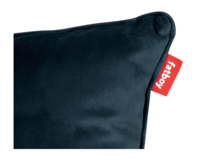 2---Fatboy-Square-Velvet-Kissen-Recycled-50x50-cm-Dunkelblau-Kissen-Fatboy-104810-FAT-8719773041289-inwohn-3-_no-bg