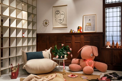 6---fatboy-king-pillow-velvet-petrol-1920x1280-ambiance-07-103112 (1)
