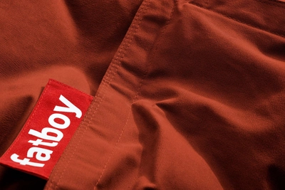 2---fatboy-junior-beanbag-stonewashed-rhubarb-1920x1280-closeup-04-104877