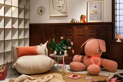 fatboy-co9-xs-teddy-cheeky-pink-1920x1280-ambiance-02-105047