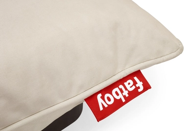 7---fatboy-paletti-corner-seat-sahara-1920x1280-closeup-05-105094