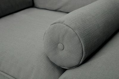 5---fatboy-puff-weave-rolster-pillow-mouse-grey-1920x1280-closeup-07-105503