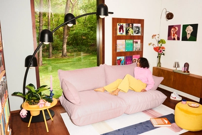 2---fatboy-sumo-sofa-medium-bubblepink-1920x1280-ambiance-02-105512