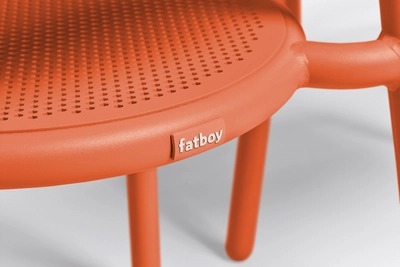 6---fatboy-toni-chair-tangerine-1920x1280-closeup-08-105645