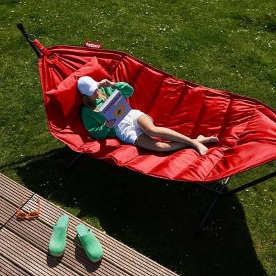 Fatboy-Hammock-Superb-with-black-frame_-red-Fatboy-1692434366133_1800x1800