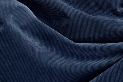 3---fatboy-recycled-original-slim-cord-deep-blue-1920x1280-closeup-05-105942