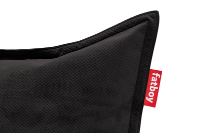 2---fatboy-recycled-original-slim-royal-velvet-cave-1920x1280-closeup-04-106055