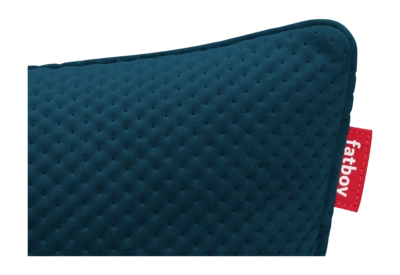 2---fatboy-recycled-square-pillow-royal-velvet-deep-sea-1920x1280-closeup-04-106065-_no-bg
