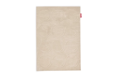 fatboy-dot-carpet-creamy-camel-1920x1280-packshot-01-106249