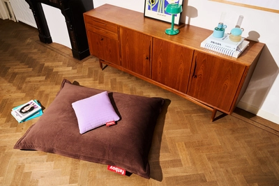 8---fatboy-hotspot-quadro-line-velvet-lilac-1920x1280-ambiance-08-106258