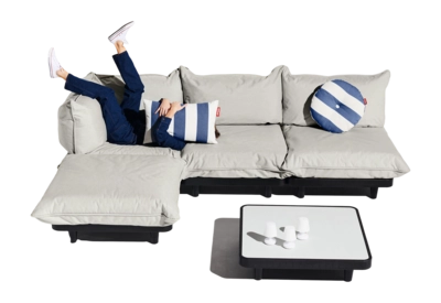 11----fatboy-paletti-corner-seat-outfit-mist-1920x1280-masterpiece-03-106388-_no-bg