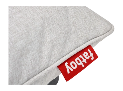 2---fatboy-paletti-hocker-outfit-mist-1920x1280-closeup-05-106398