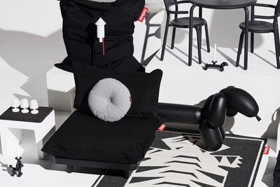 3---fatboy-paletti-set-medium-thunder-grey-1920x1280-ambiance-09-105358