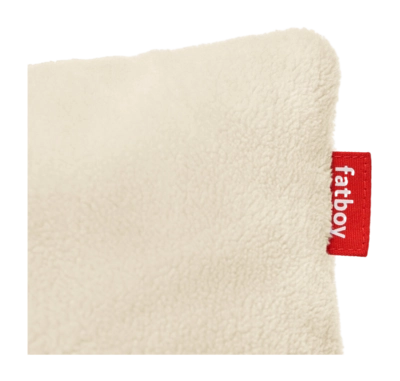 2---fatboy-square-pillow-teddy-off-white-1920x1280-closeup-04-106602-_no-bg