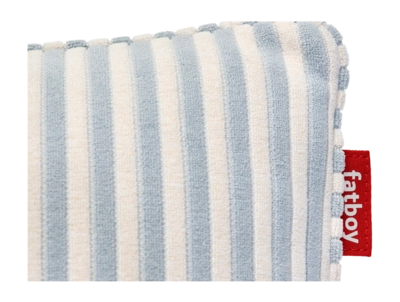 2---fatboy-square-pillow-terry-blizzard-blue-creme-1920x1280-closeup-04-106716