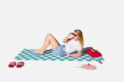 4---fatboy-beach-baggy-xl-chess-azur-1920x1280-masterpiece-03-106974
