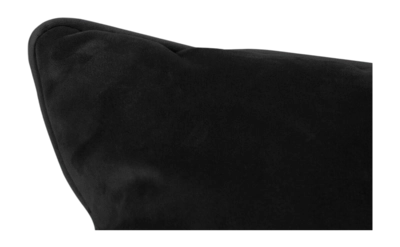 5---fatboy-recycled-king-pillow-velvet-black-1920x1280-closeup-05-107077