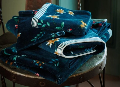 2---pip-studio-washand-les-fleurs-dark-blue-16x22 (1)
