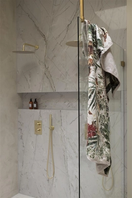 Menagerie Towel_Ivory_UV_UV_70x140_5