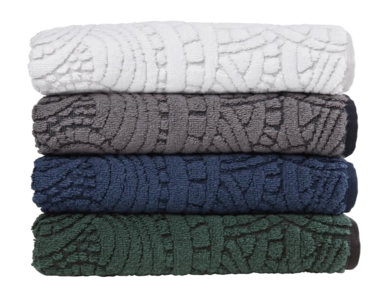 6---Dodo Pavone Towel_Raven_UV_UV_30x50_13-_no-bg