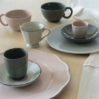 P1140545_The_Table_a18c
