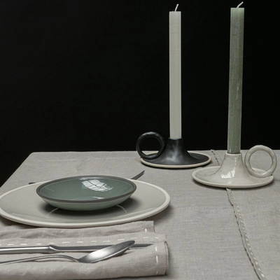 P1150862_The_Table_cf0f