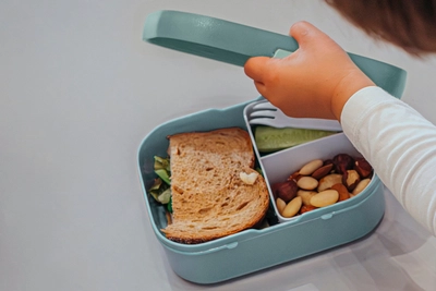 3---usp_images-10744_lunchbox_usp_easytoopen
