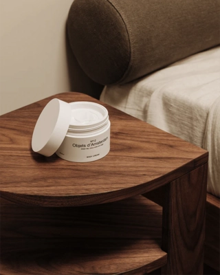 4---8718546667947BodyCreamObjetsAmsterdam200mlmoodshot3768x960-min_1