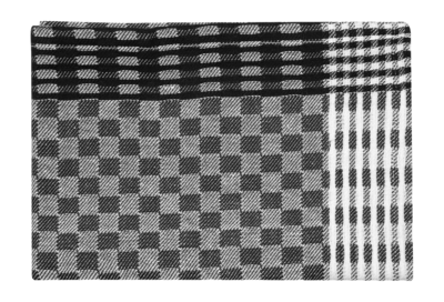 52.031.245_03-_no-bg
