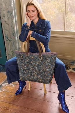 pip_studio_travel_bags_fw2023_tutti_i_fiori_blue_03_lr
