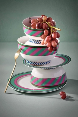 pip_studio_chique_fw2023_tableware_stripes_05_lr_4