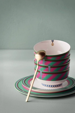 pip_studio_chique_fw2023_tableware_stripes_06_lr_1_2