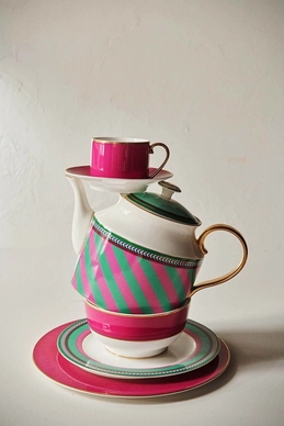 pip_studio_chique_fw2023_tableware_mix_match_stripes_pink_03_lr_1
