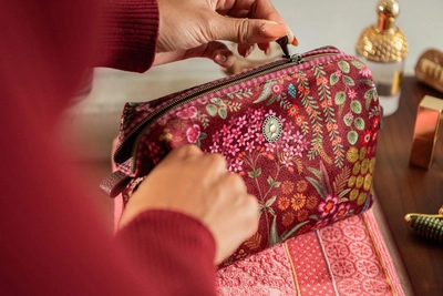 at_pip_bags_fw24_amaka_1980_lr