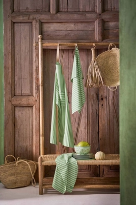 pip_studio_lily_lotus_ss2025_textiles_green_01_lr_1__1