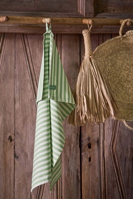pip_studio_lily_lotus_ss2025_textiles_green_02_lr