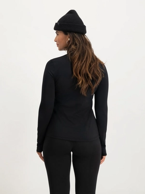 pb010312_black_torso_kort_RAW_27_04554583-c979-40fd-a0b9-a495201e2adb
